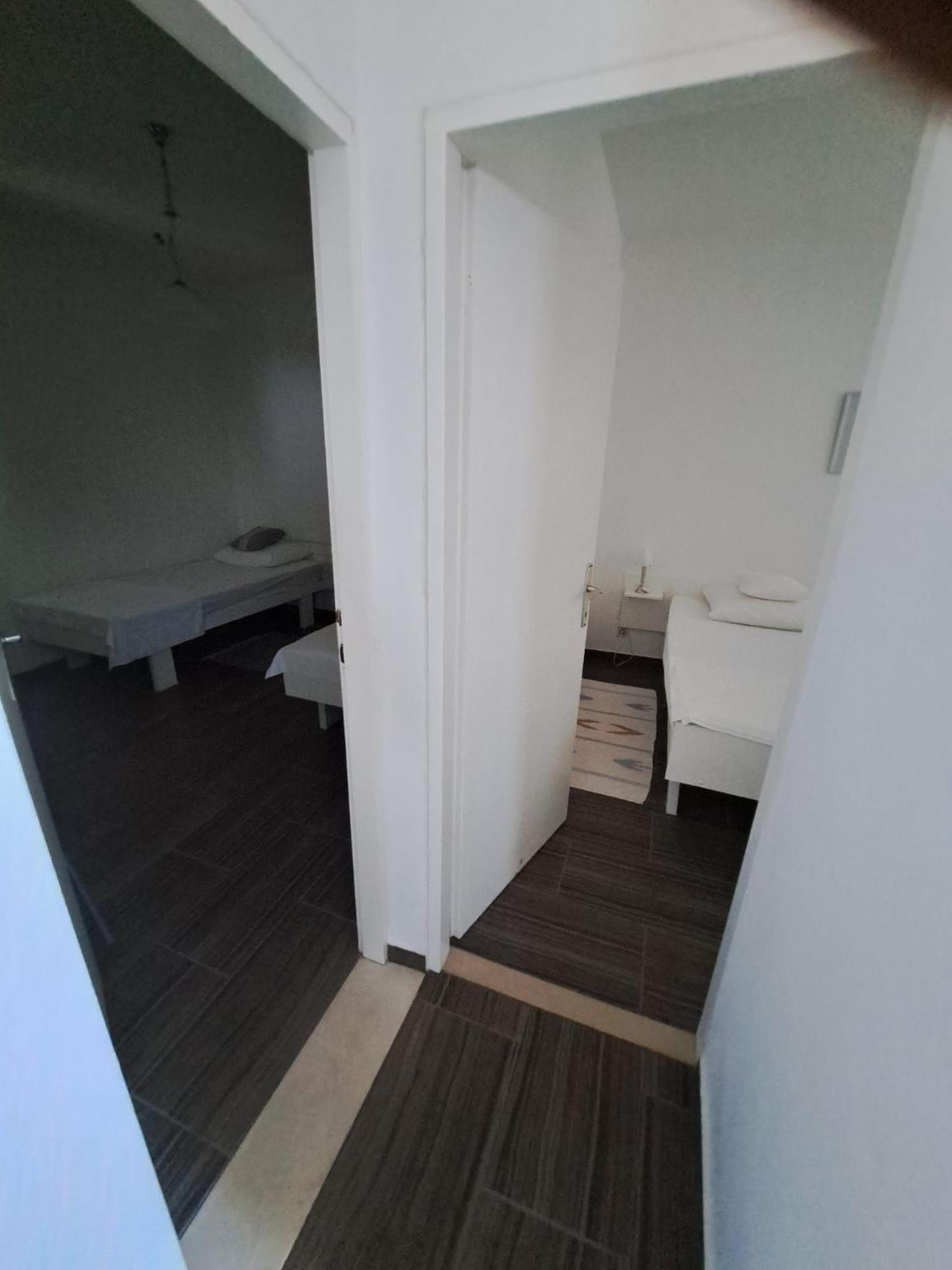 Apartmani Dusica Lumbarda Bagian luar foto