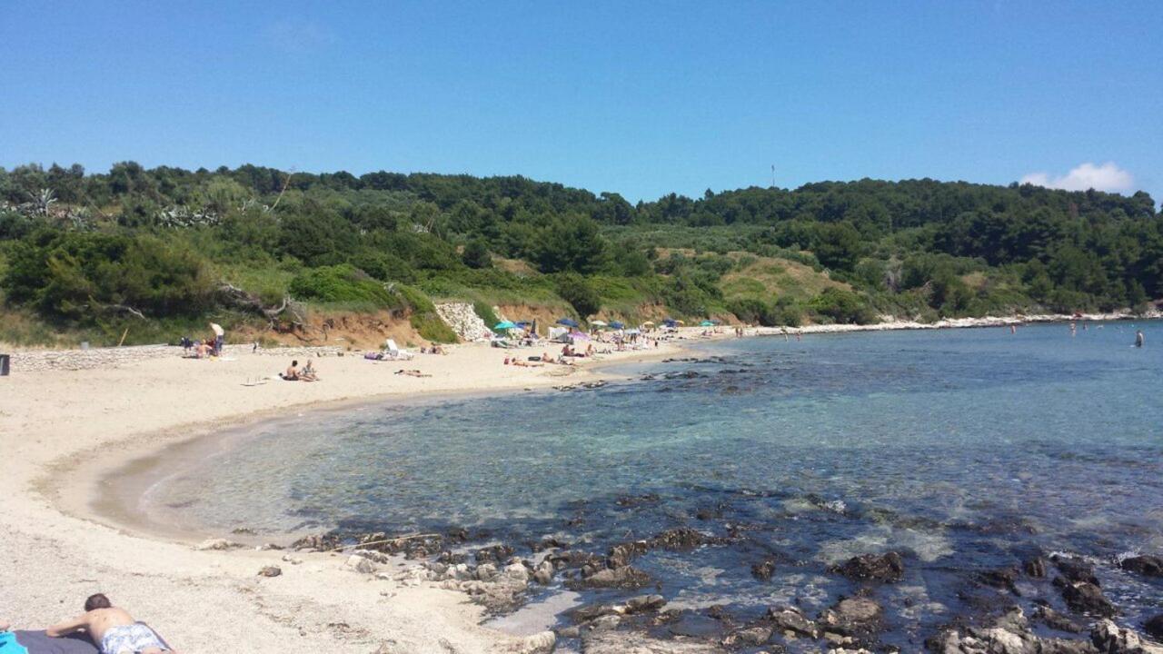 Apartmani Dusica Lumbarda Bagian luar foto
